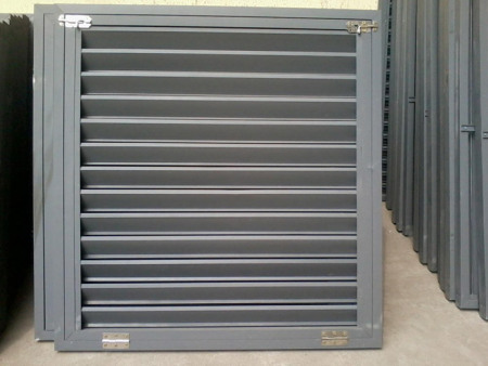 鋅(xin)鋼百葉(yè)窗的優(yōu)勢與巧(qiǎo)妙使用(yong)